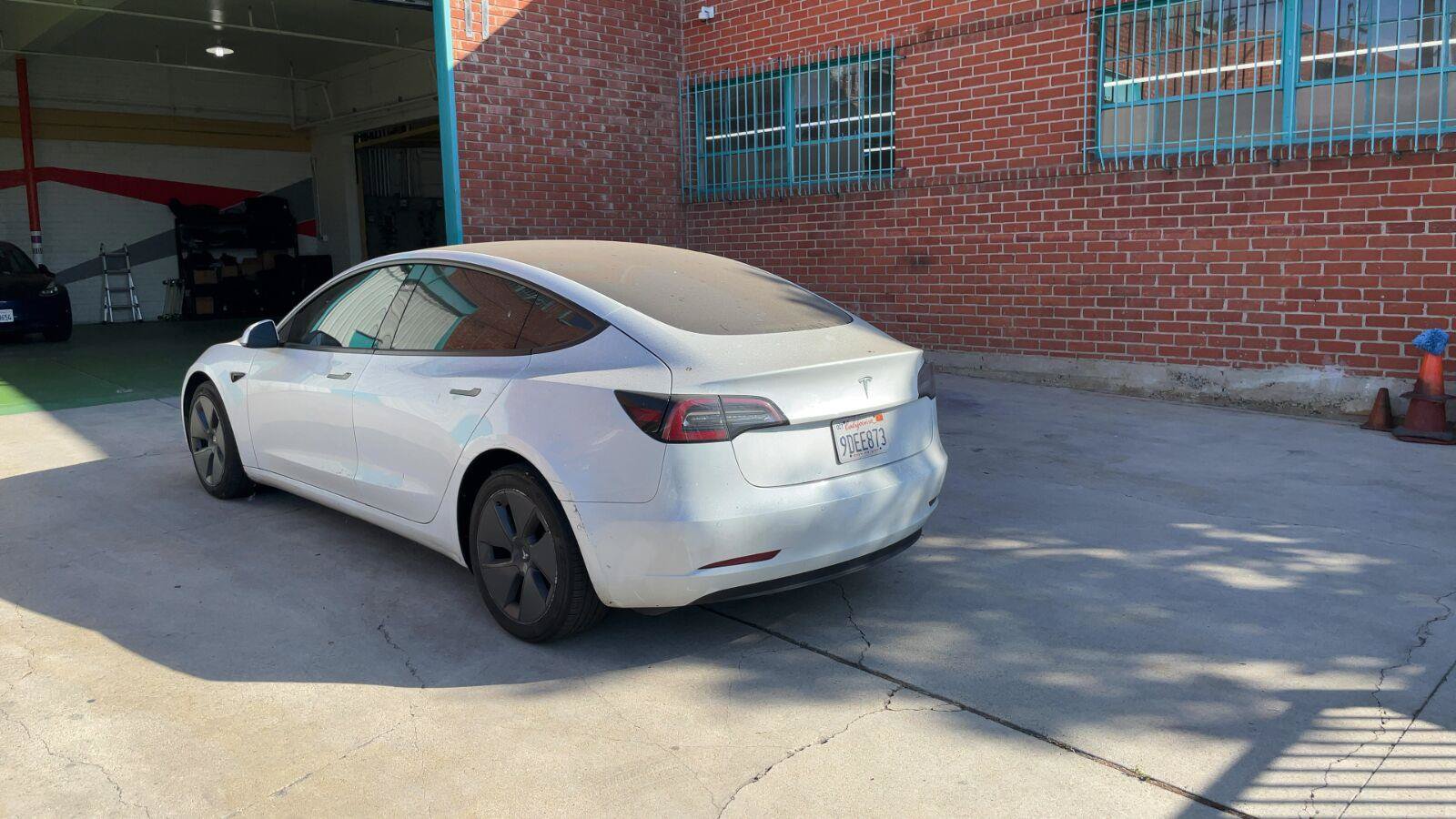 Used 2022 Tesla Model 3 RWD image 3
