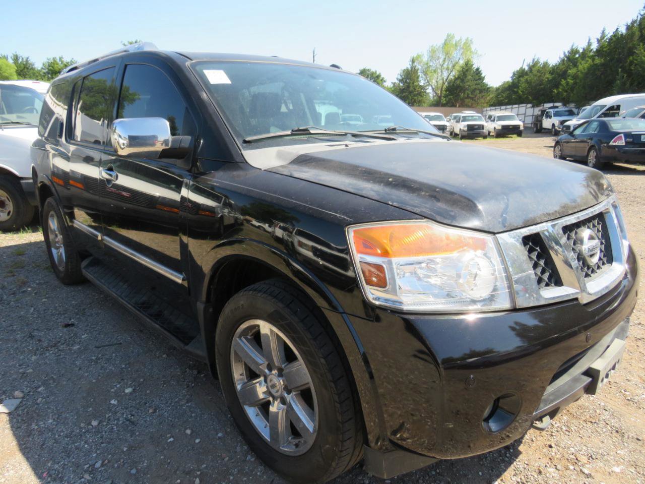 Used 2011 Nissan Armada Platinum RWD image 3