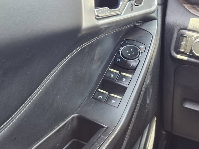 Used 2020 Ford Explorer Limited AWD/4WD image 15