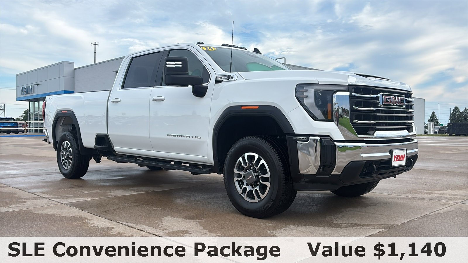 Used 2024 GMC Sierra 3500 SLE w/ SLE Convenience Package image 2