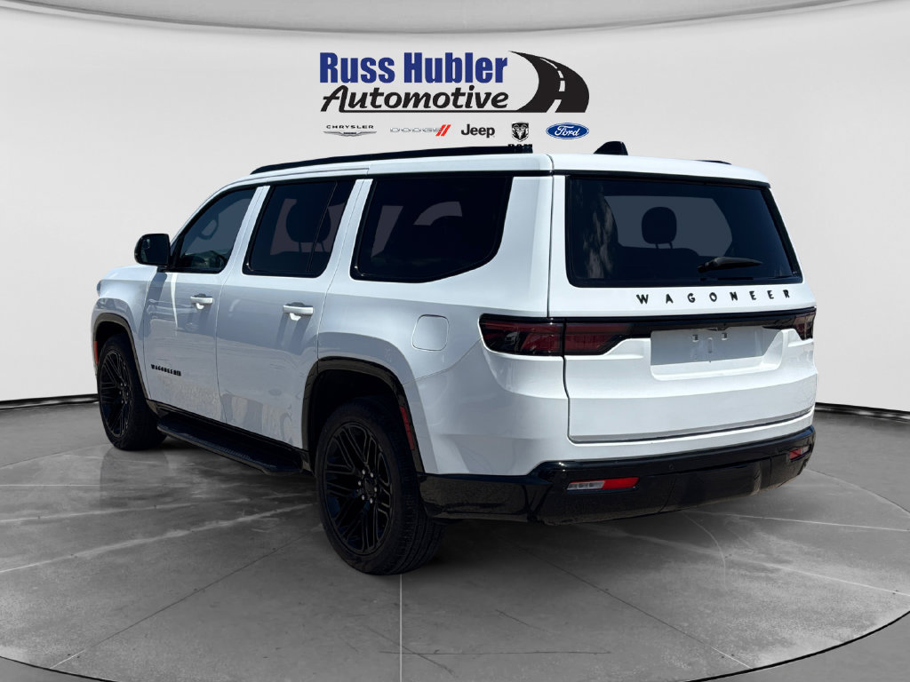 Used 2024 Jeep Wagoneer Series II AWD/4WD image 3