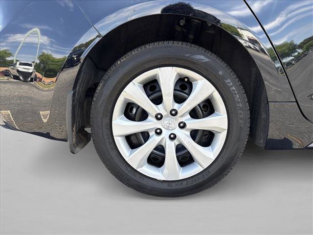 Used 2025 Toyota Corolla LE FWD image 26