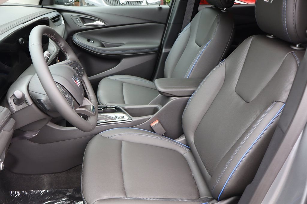 New 2026 Buick Encore GX Sport Touring w/ Comfort Package AWD/4WD image 10