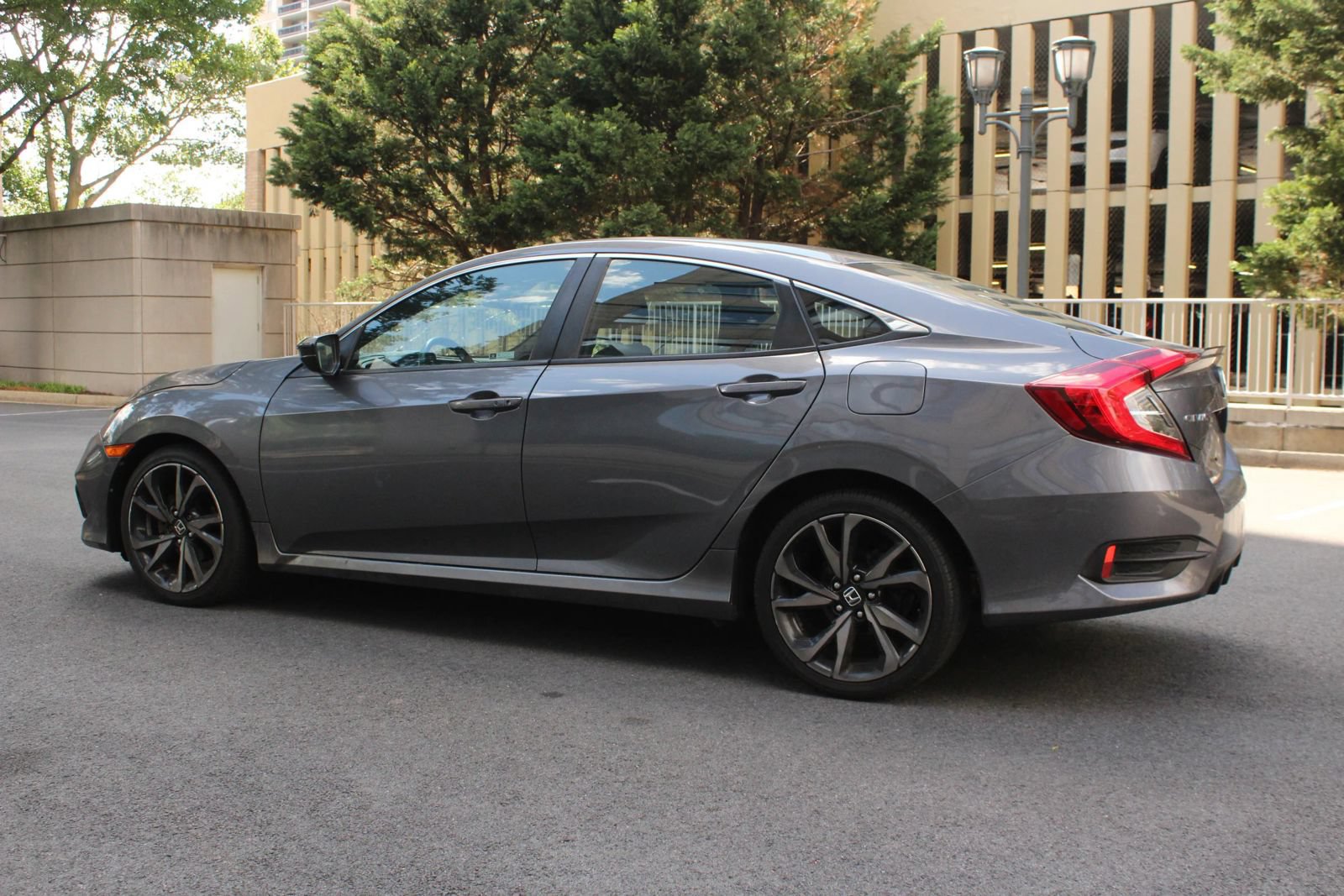 Used 2019 Honda Civic Sport image 9