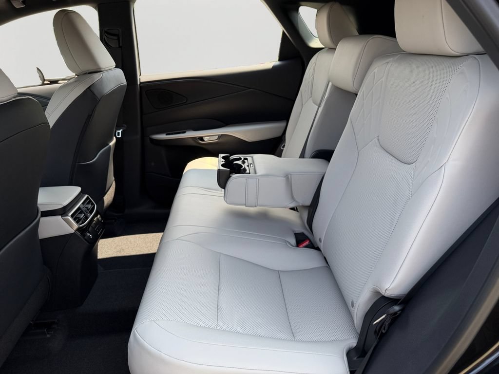 New 2026 Lexus RX 350 F Sport AWD/4WD image 8