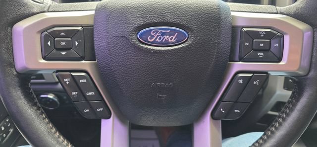 Used 2020 Ford F250 Lariat w/ Lariat Ultimate Package AWD/4WD image 15