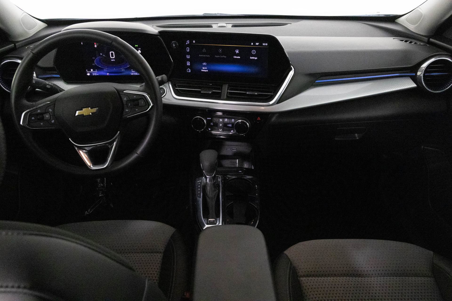 Used 2024 Chevrolet Trax LT w/ Driver Confidence Package image 20