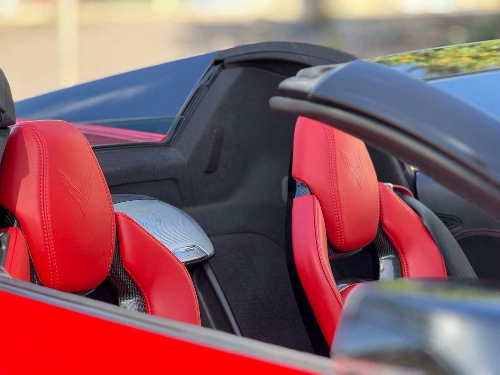 Used 2020 Chevrolet Corvette Stingray Premium Conv w/ 3LT Preferred Equipment Group image 21