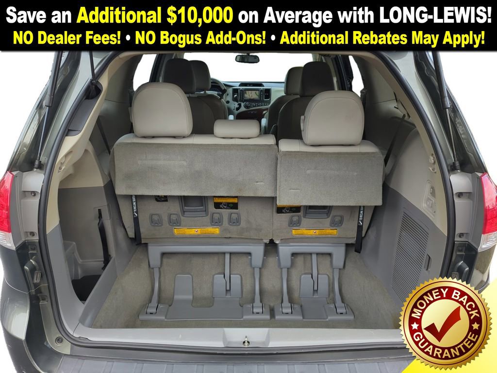 Used 2013 Toyota Sienna XLE image 24