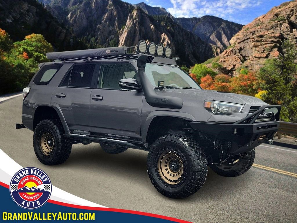 Used 2022 Toyota 4Runner TRD Sport image 1