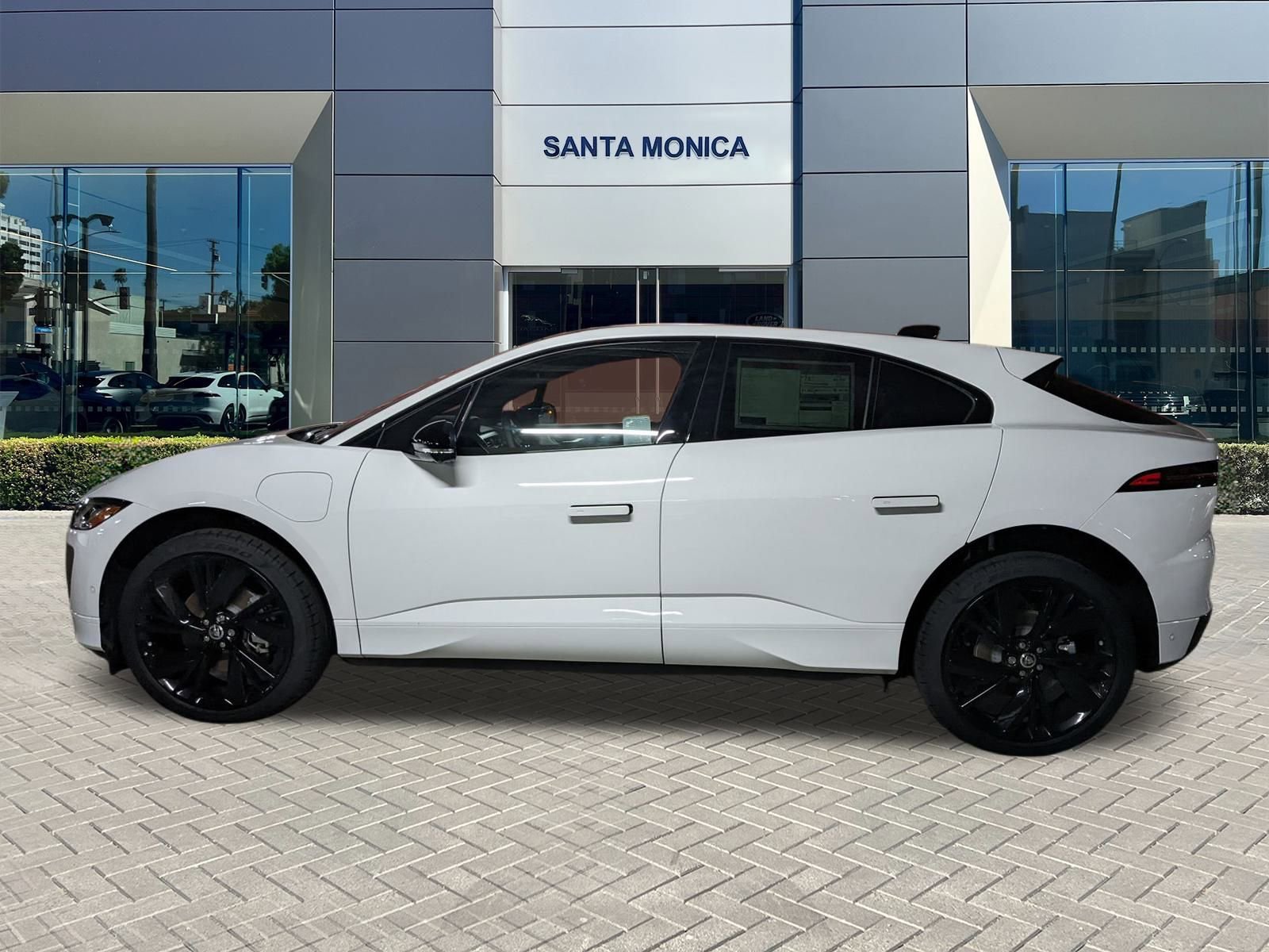 New 2024 Jaguar I-PACE R-Dynamic HSE image 5