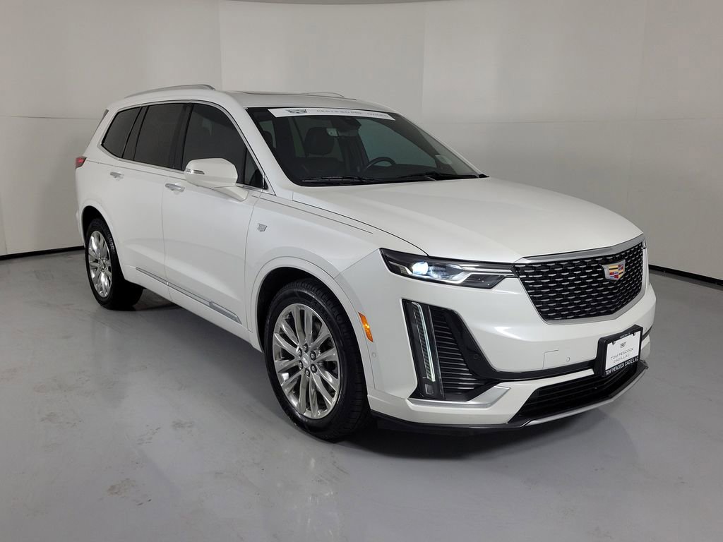 Used 2024 Cadillac XT6 Premium Luxury w/ Technology Package FWD image 1