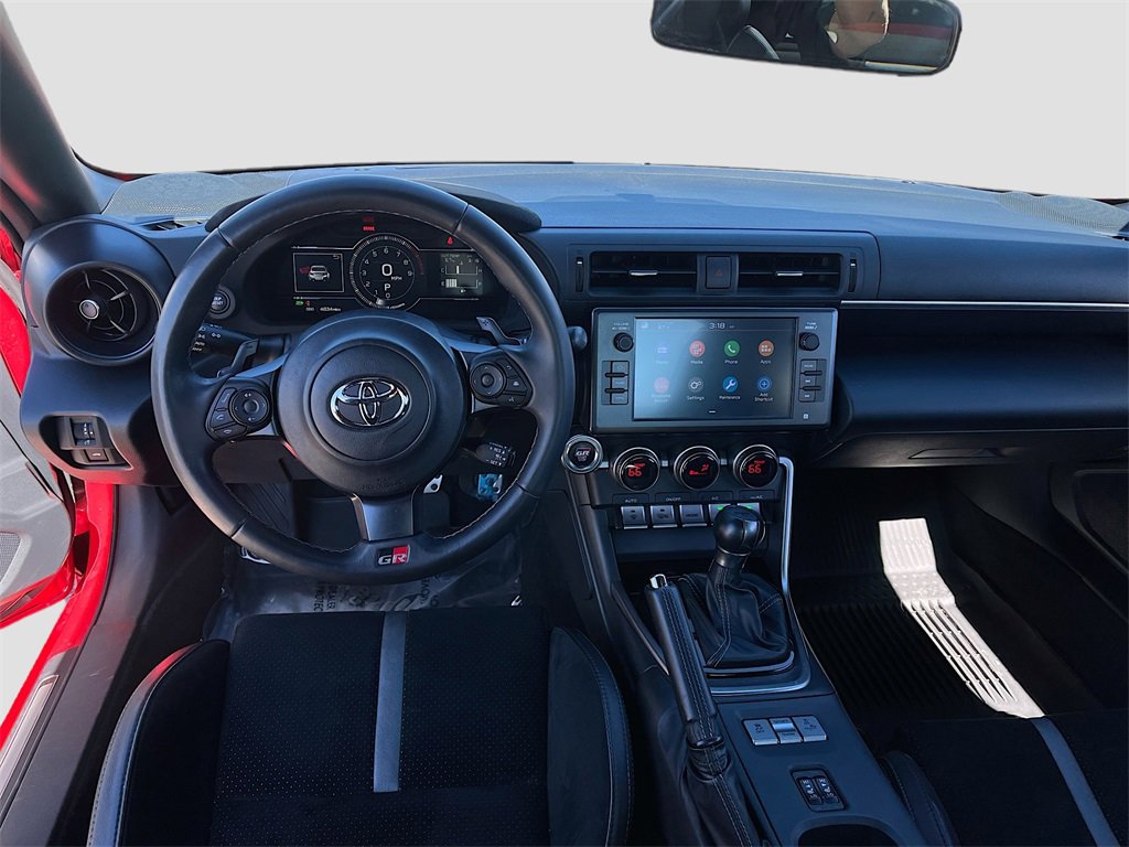 Used 2025 Toyota GR86 Premium image 22