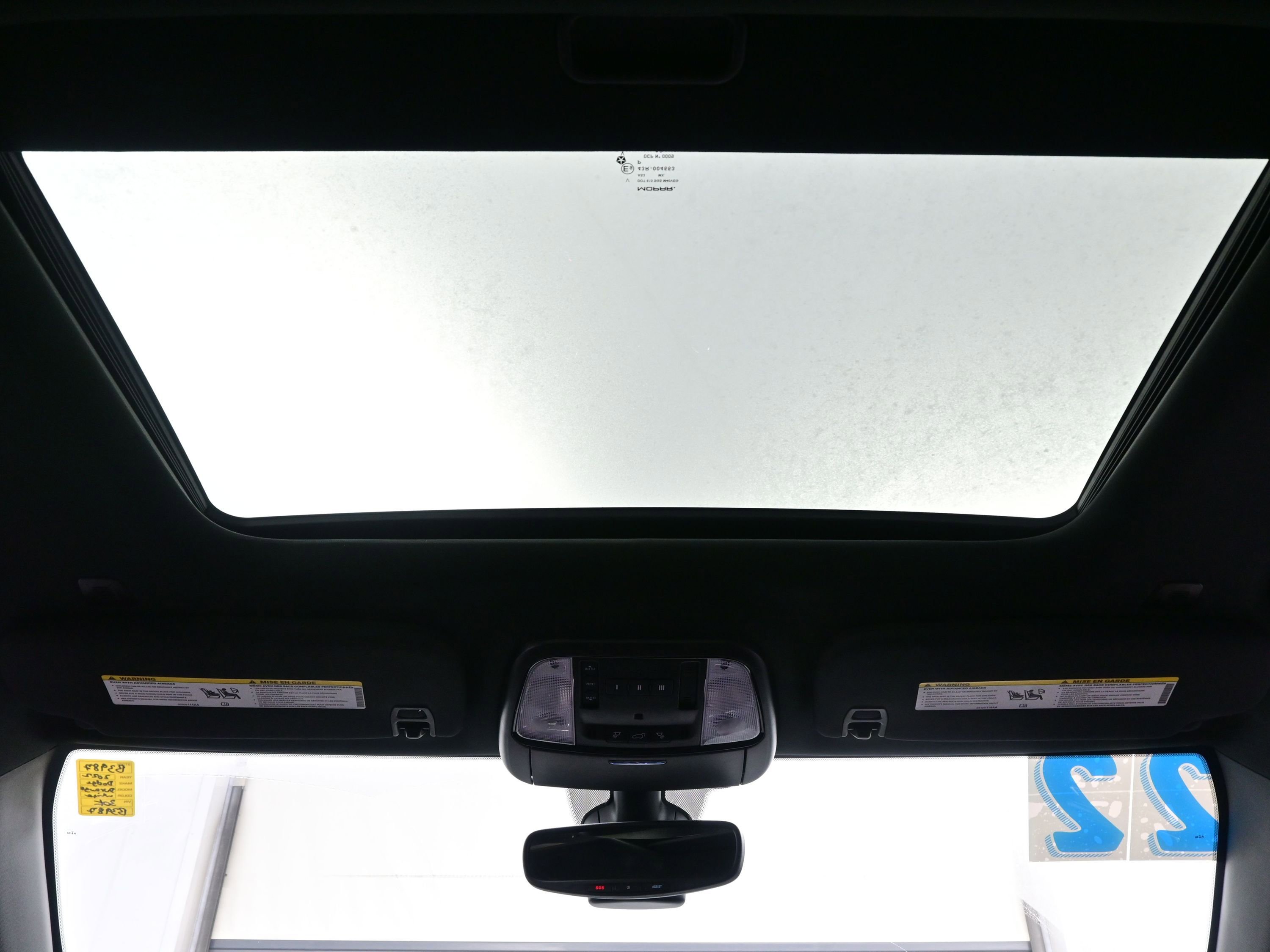 Used 2022 Dodge Durango R/T w/ Blacktop Package image 19