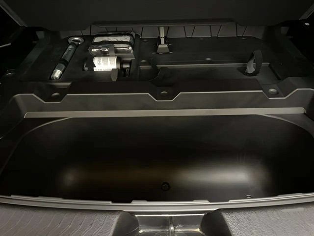 Used 2024 Chevrolet Equinox EV LT FWD image 80