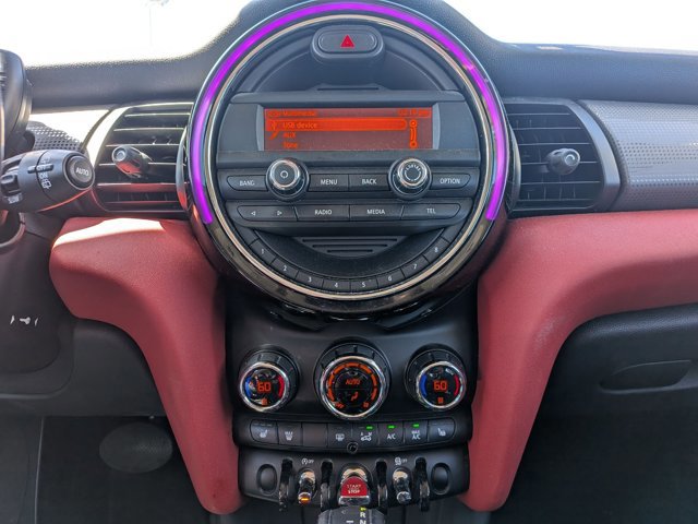 Used 2015 MINI Cooper 4-Door Hardtop image 11