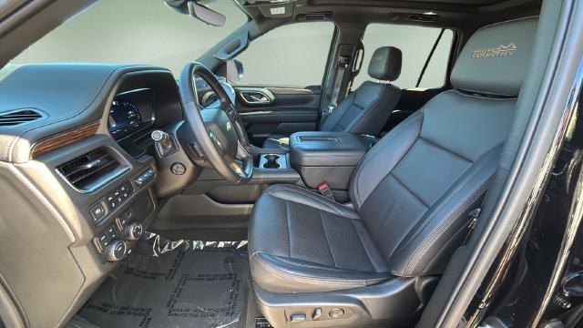 Used 2024 Chevrolet Tahoe High Country AWD/4WD image 18