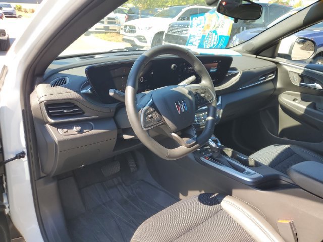 Used 2024 Buick Envista Preferred w/ Convenience I Package FWD image 24