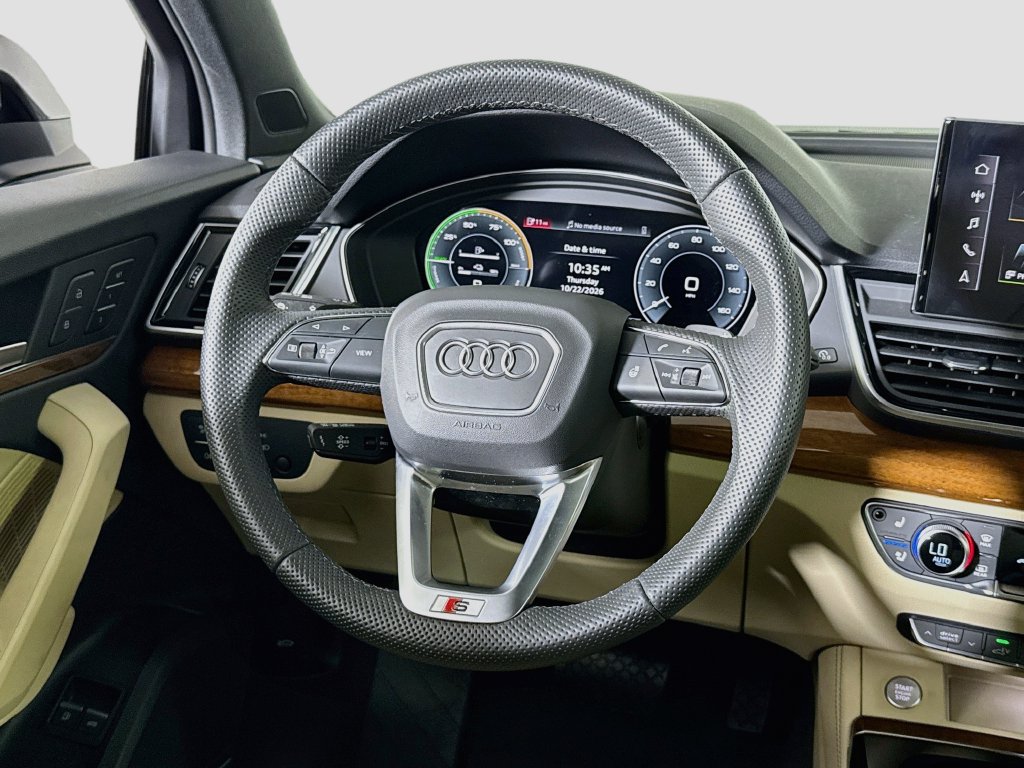 Used 2024 Audi Q5 e Premium Plus w/ Premium Plus Package AWD/4WD image 10
