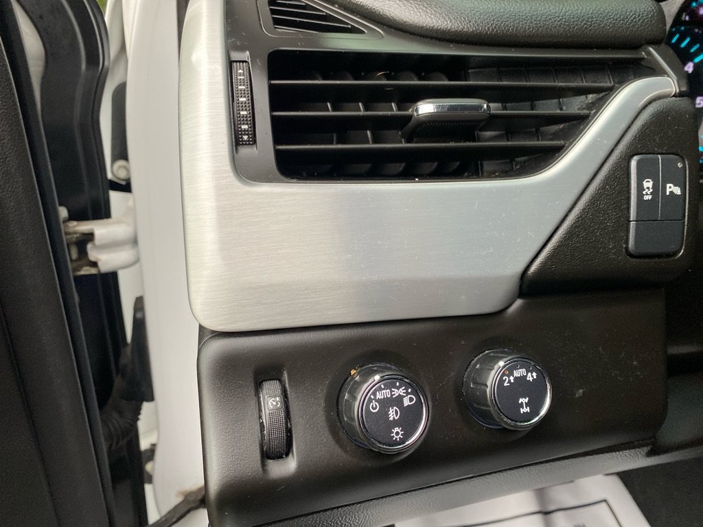 Used 2019 GMC Yukon XL SLE AWD/4WD image 11