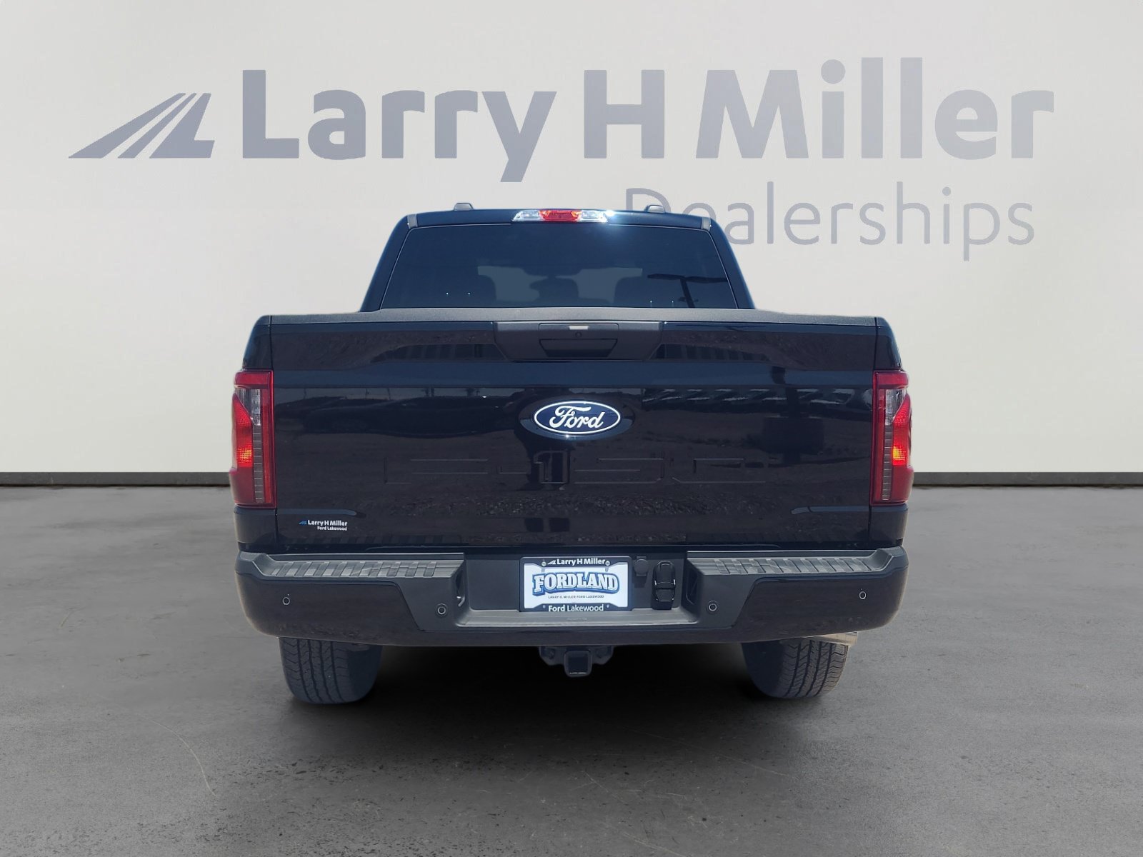 Used 2026 Ford F150 STX AWD/4WD image 4