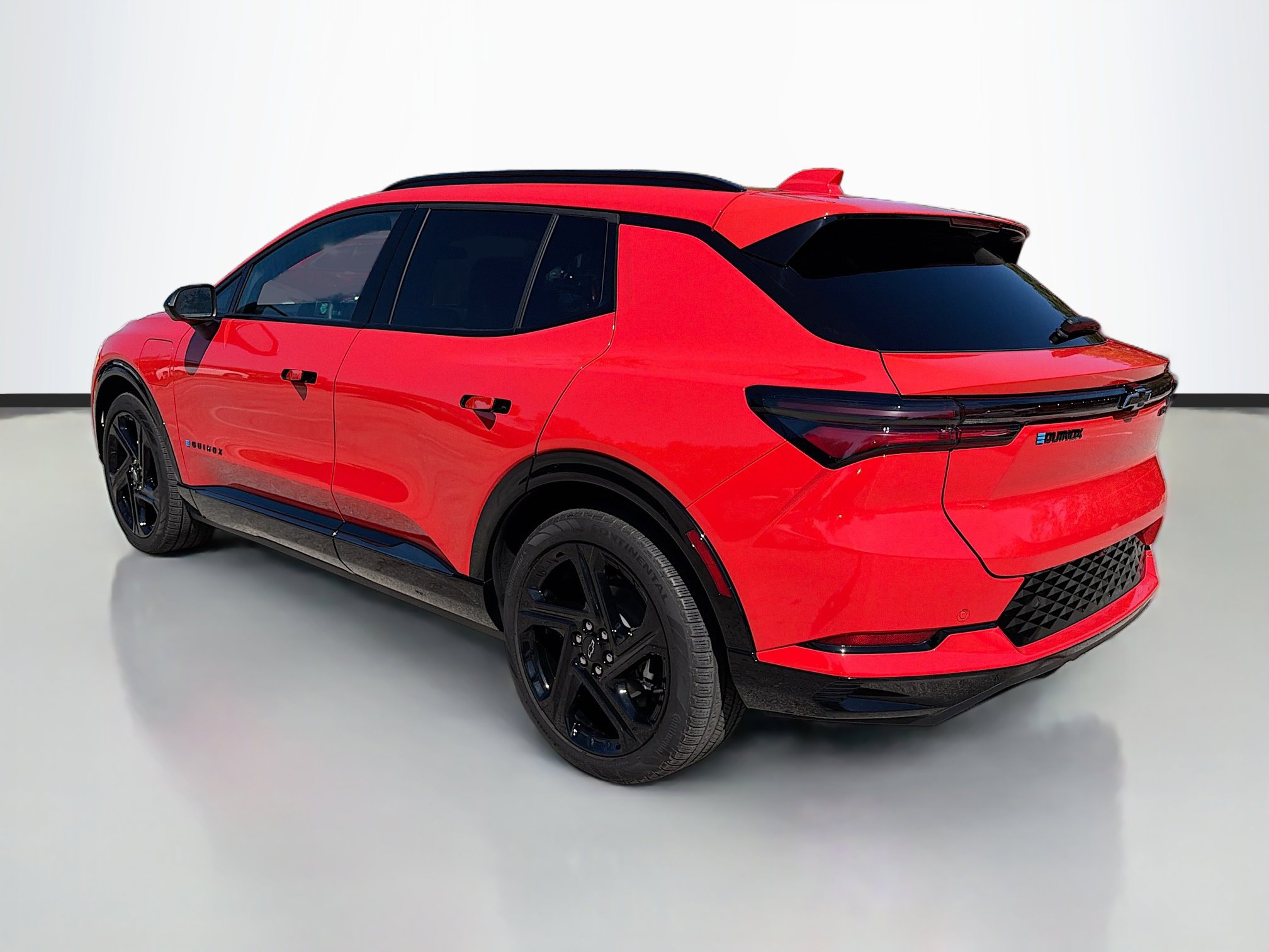 Used 2025 Chevrolet Equinox EV RS image 5