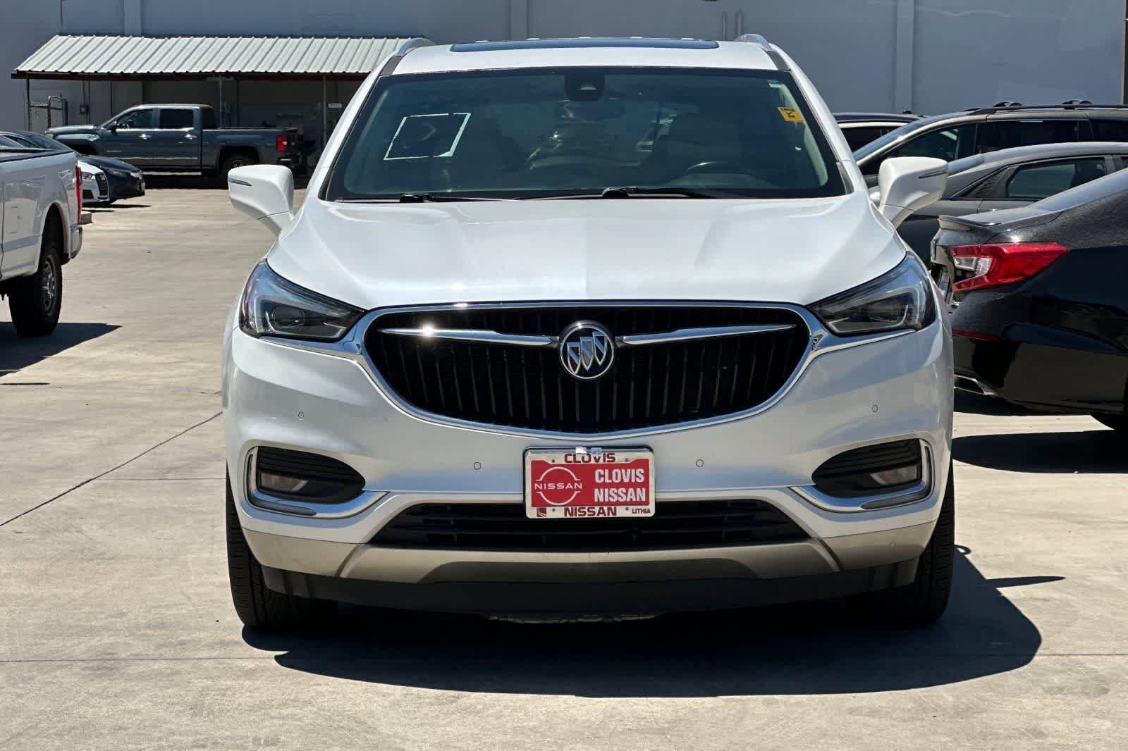 Used 2020 Buick Enclave Premium w/ Sun and Sites Package FWD image 11