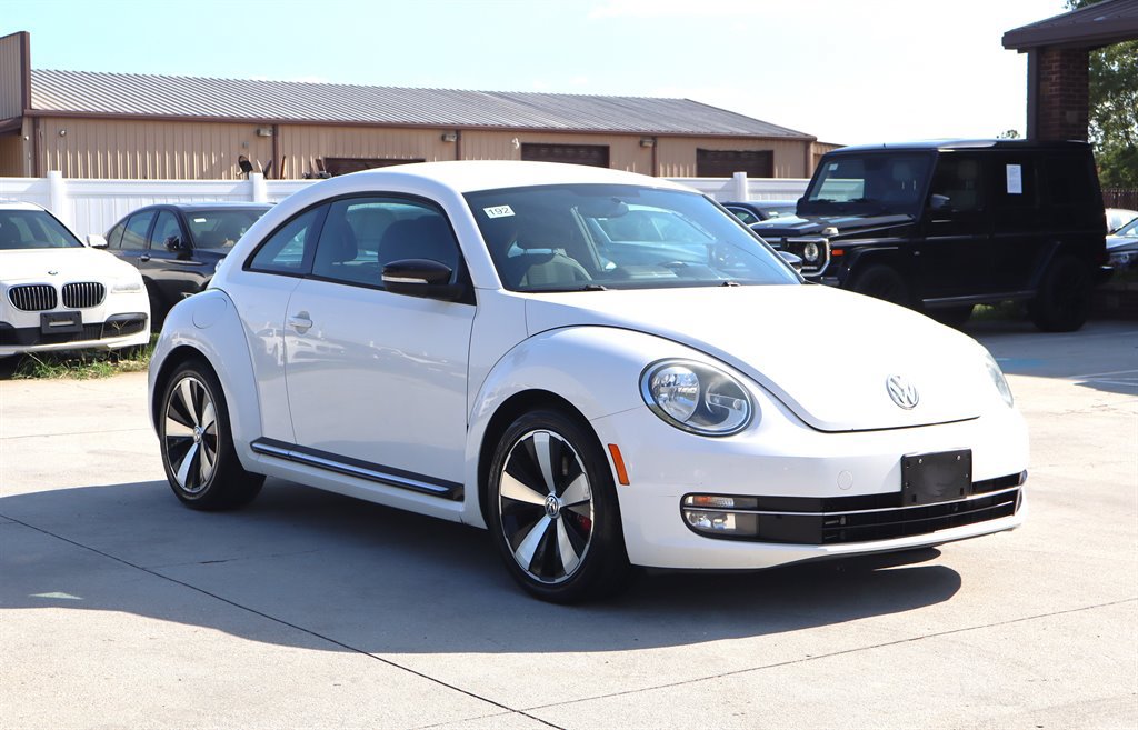 Used 2012 Volkswagen Beetle 2.0T FWD image 9
