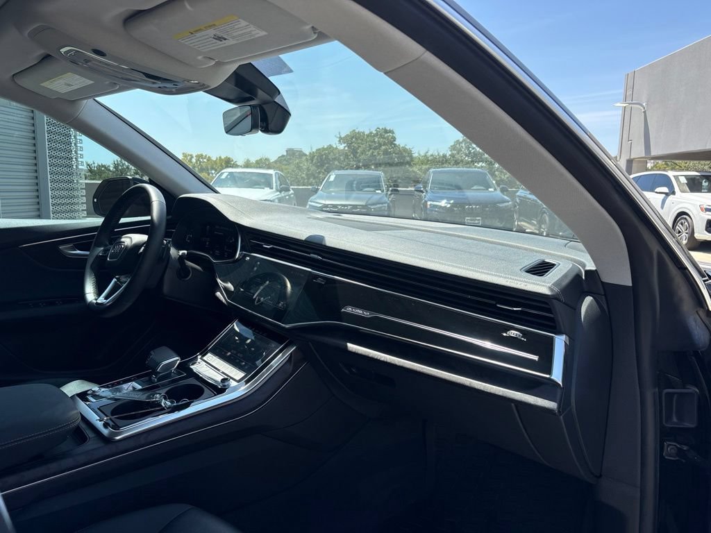 Used 2023 Audi Q8 Premium AWD/4WD image 15