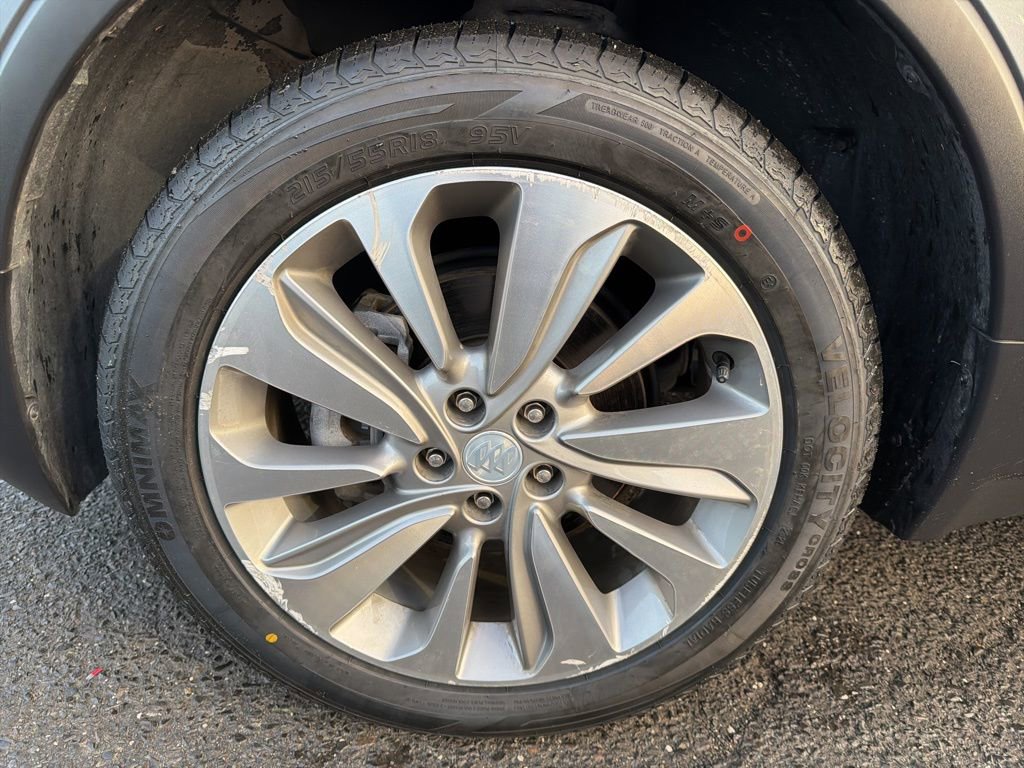 Used 2020 Buick Encore Preferred w/ Safety Package image 15