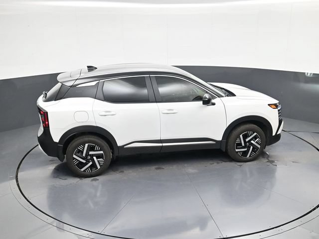 Certified 2025 Nissan Kicks SV FWD image 31