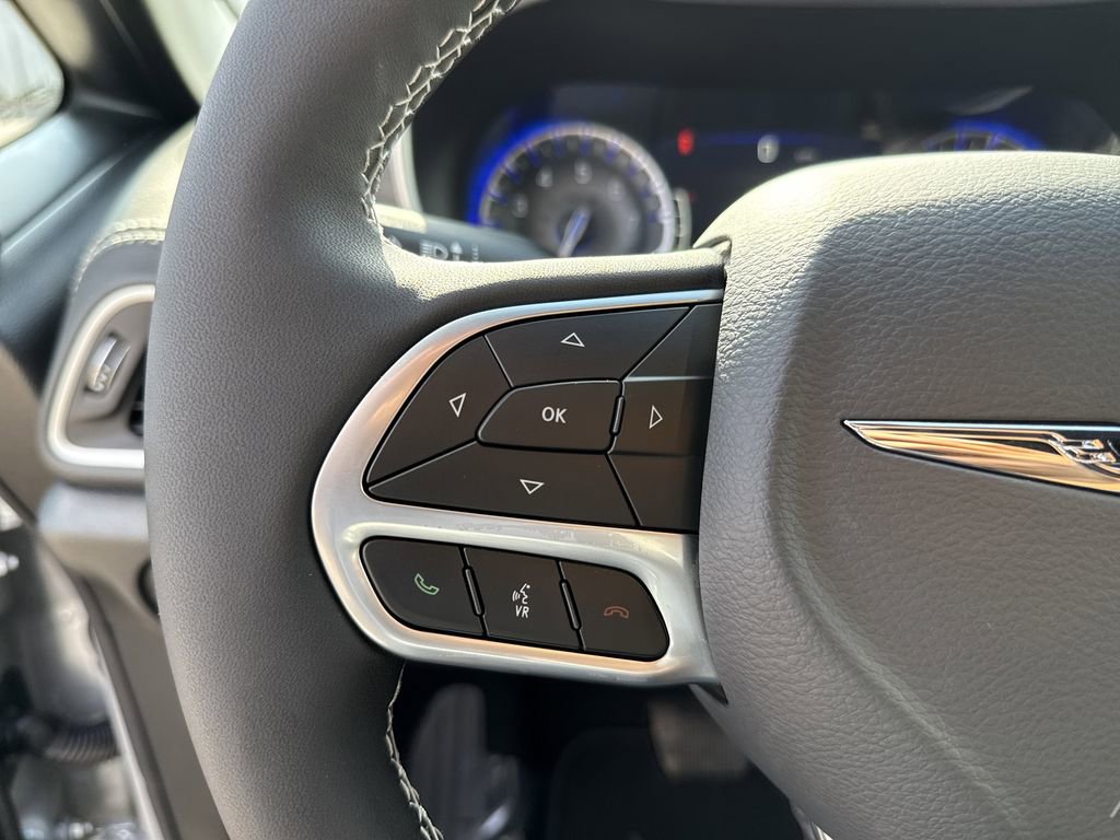 New 2026 Chrysler Pacifica Select image 28