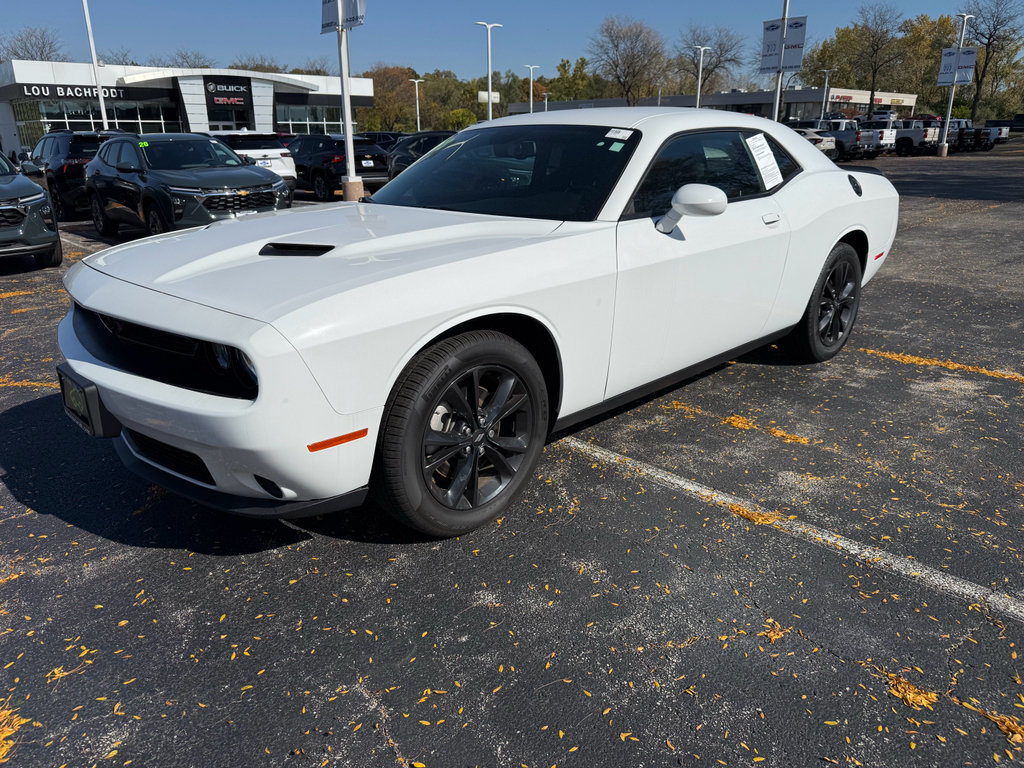 Used 2023 Dodge Challenger SXT w/ Blacktop Package AWD/4WD image 2