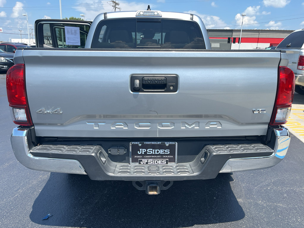Used 2022 Toyota Tacoma SR5 AWD/4WD image 43