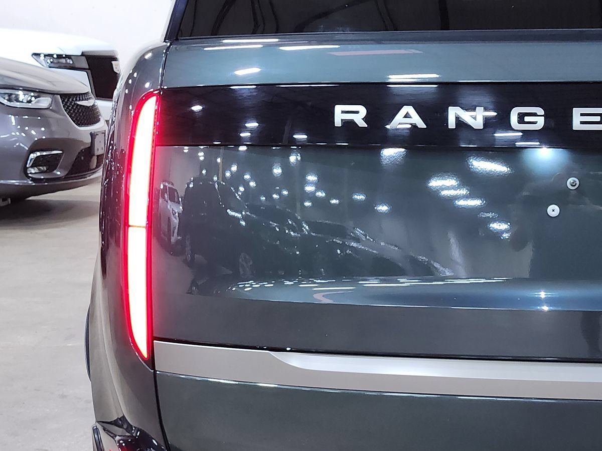 Used 2023 Land Rover Range Rover SE AWD/4WD image 20