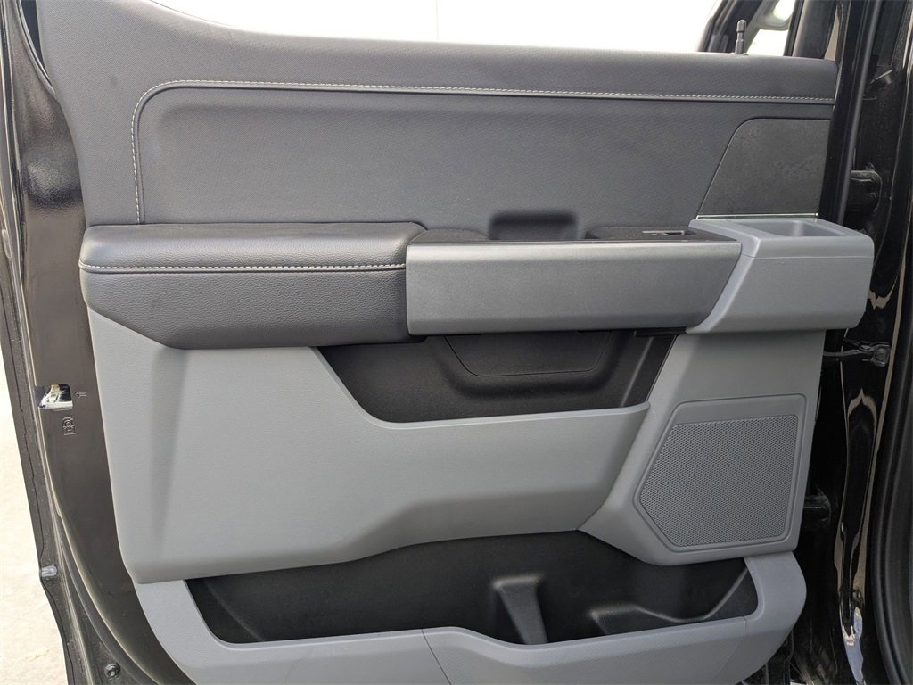 Used 2025 Ford F150 XLT w/ Equipment Group 301A Standard image 23