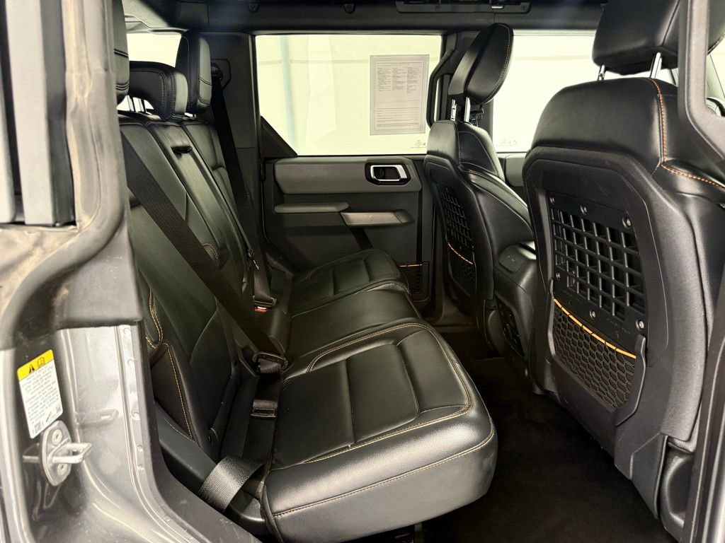 Used 2023 Ford Bronco Badlands image 24