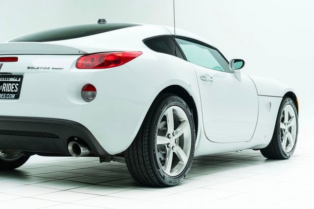 Used 2009 Pontiac Solstice GXP image 13