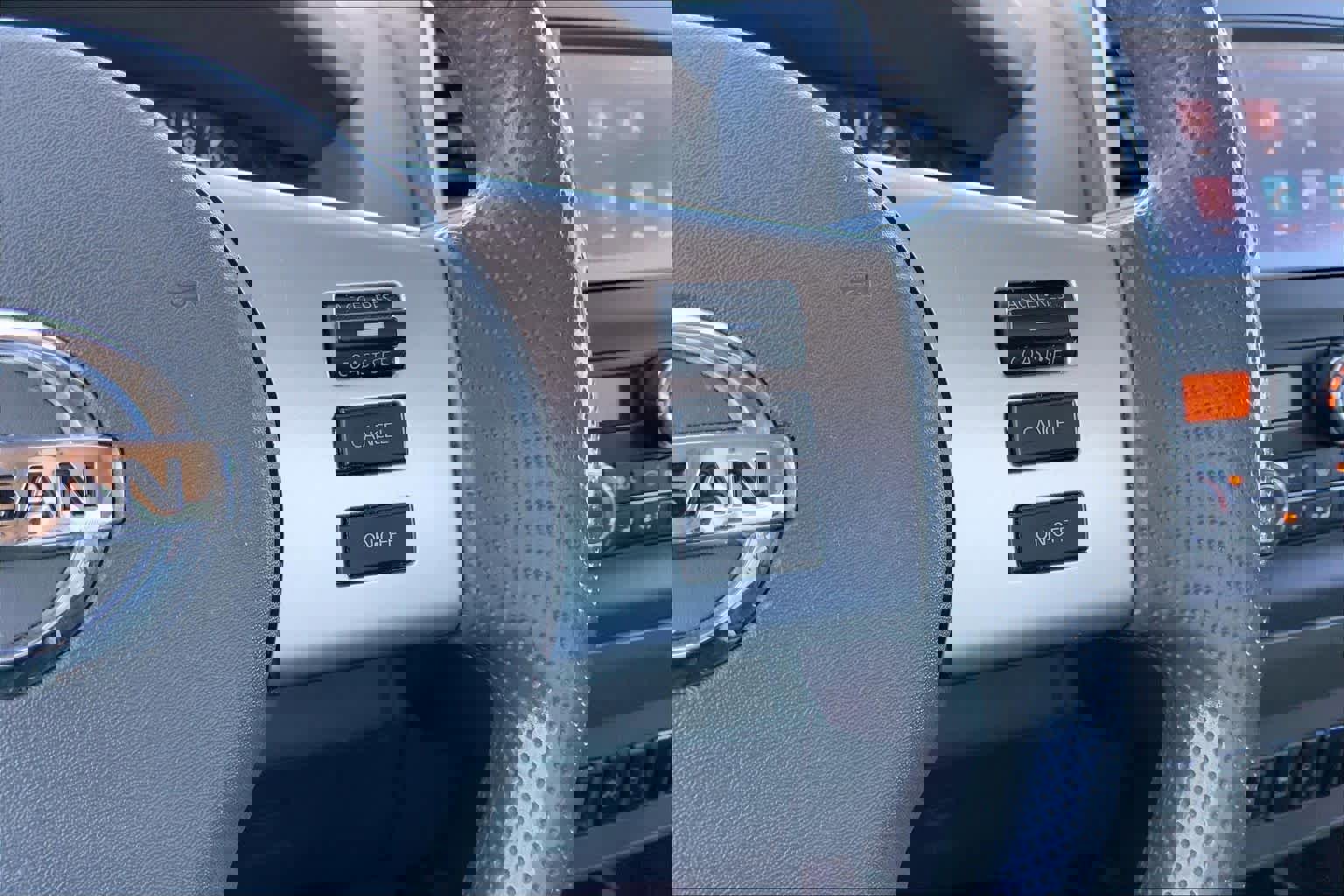 Used 2020 Nissan Frontier SV image 24