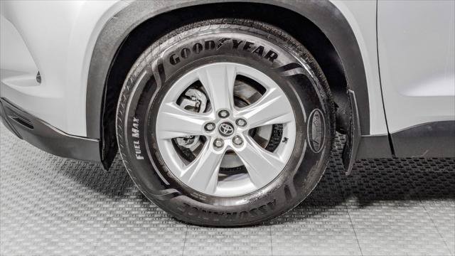 Used 2025 Toyota Grand Highlander FWD image 35