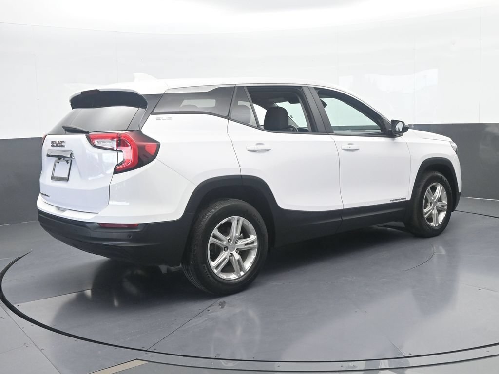 Used 2022 GMC Terrain SLE FWD image 6