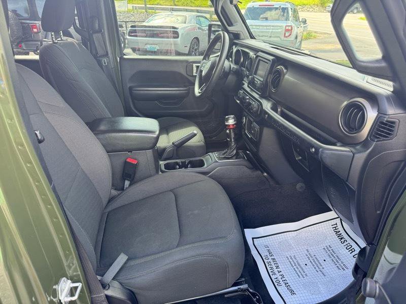 Used 2020 Jeep Wrangler Unlimited Sport image 17