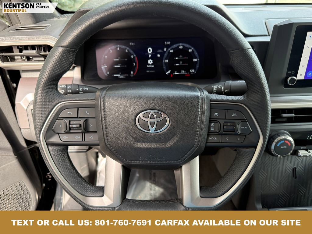 Used 2025 Toyota Tacoma TRD Off-Road image 17