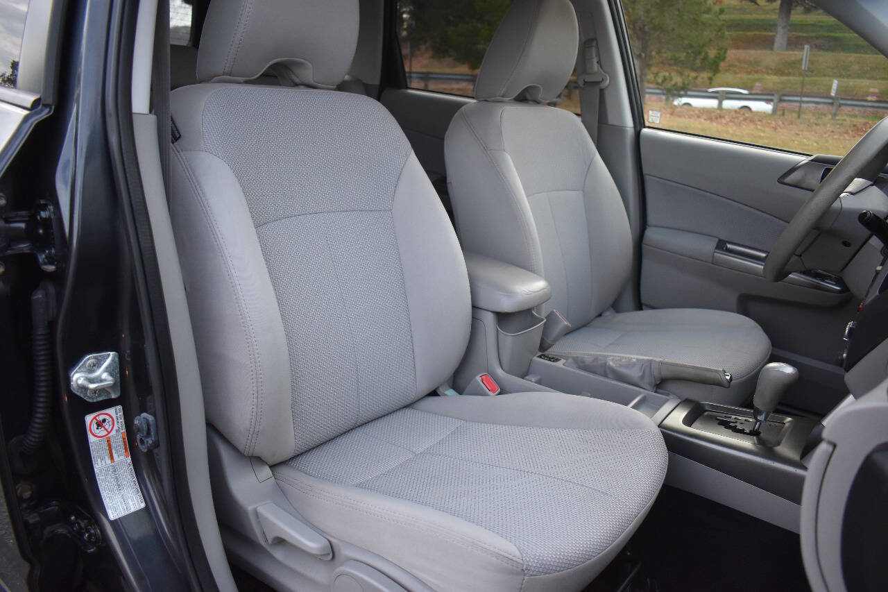 Used 2012 Subaru Forester 2.5X Premium w/ All-Weather Pkg image 13