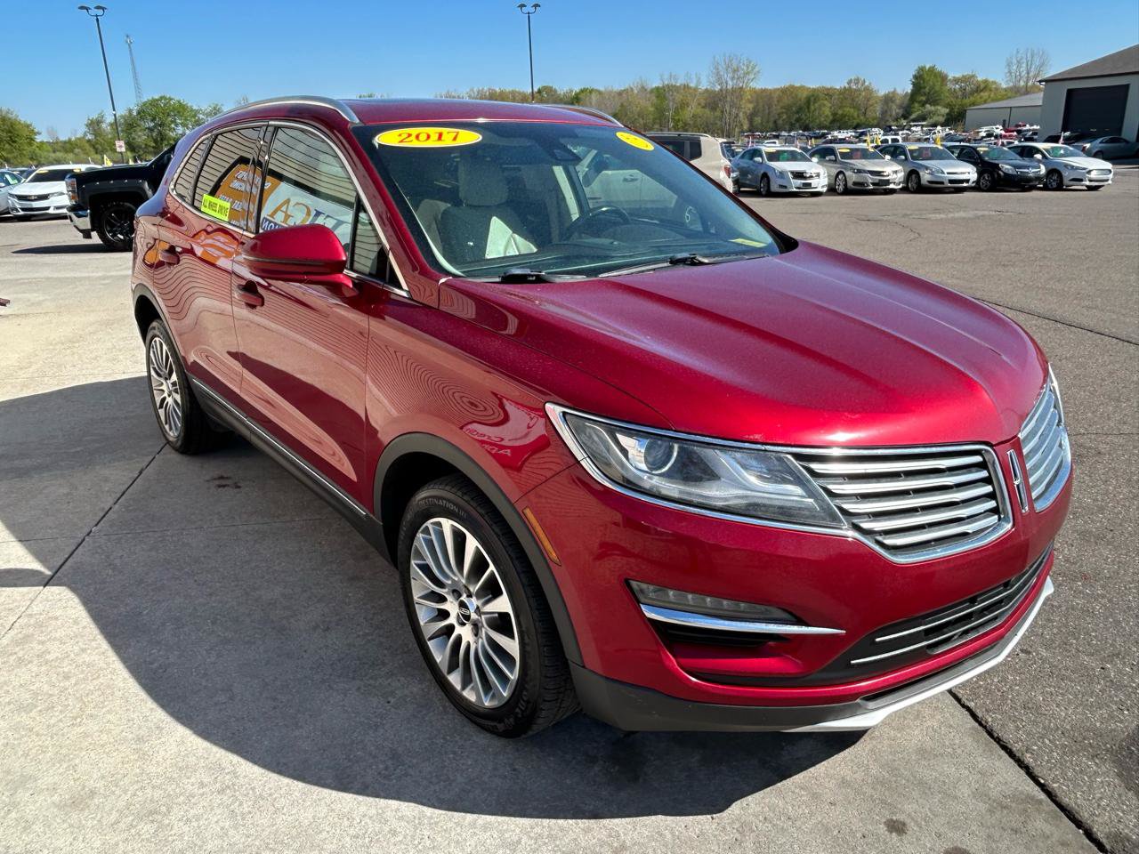 Used 2017 Lincoln MKC Reserve AWD/4WD image 3