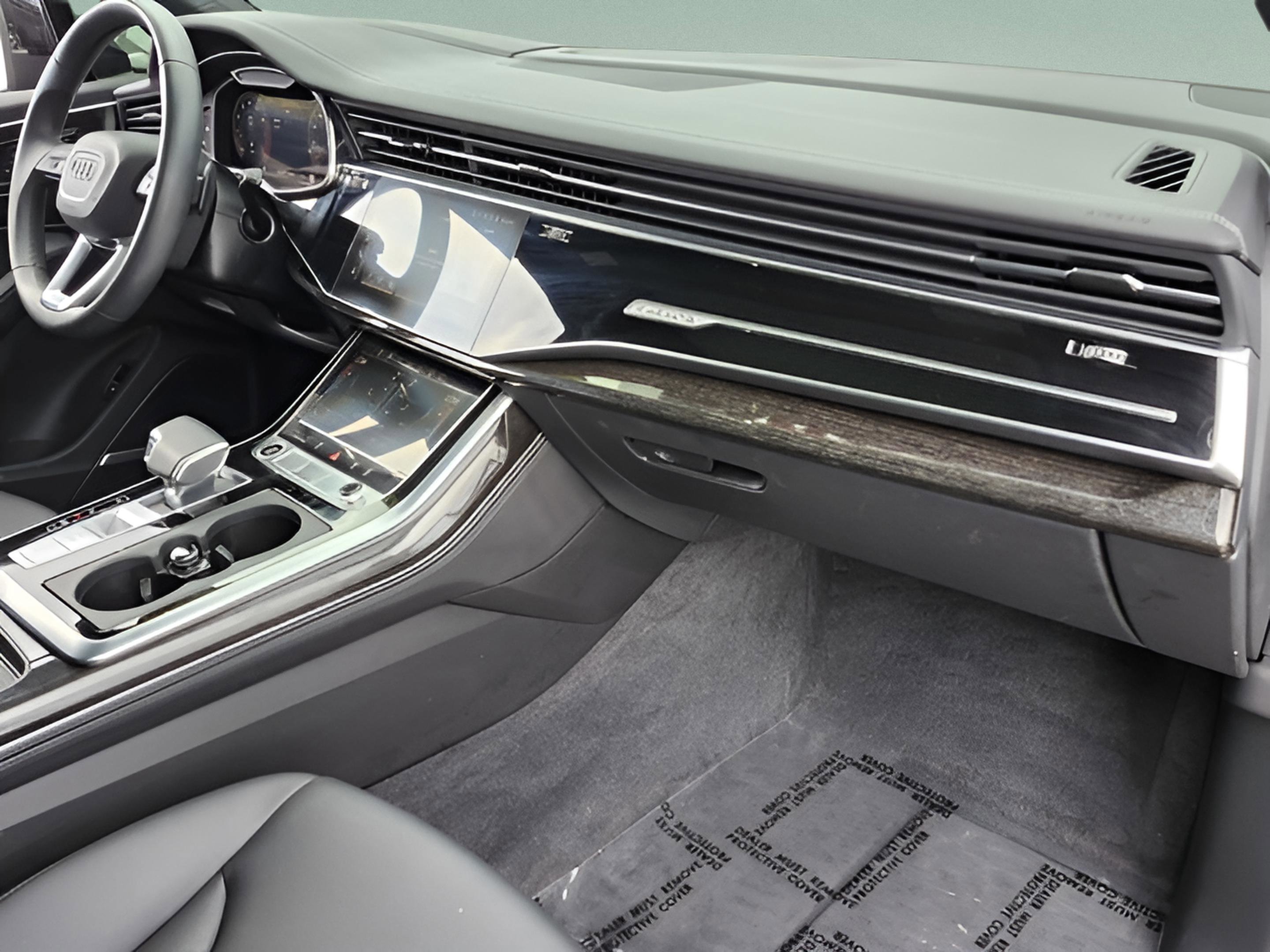 Used 2023 Audi Q7 3.0T Prestige w/ Prestige Package image 16