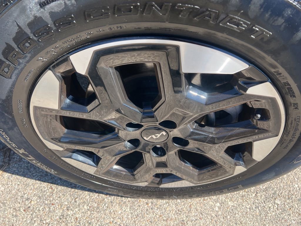 Certified 2025 Kia Sorento S image 41