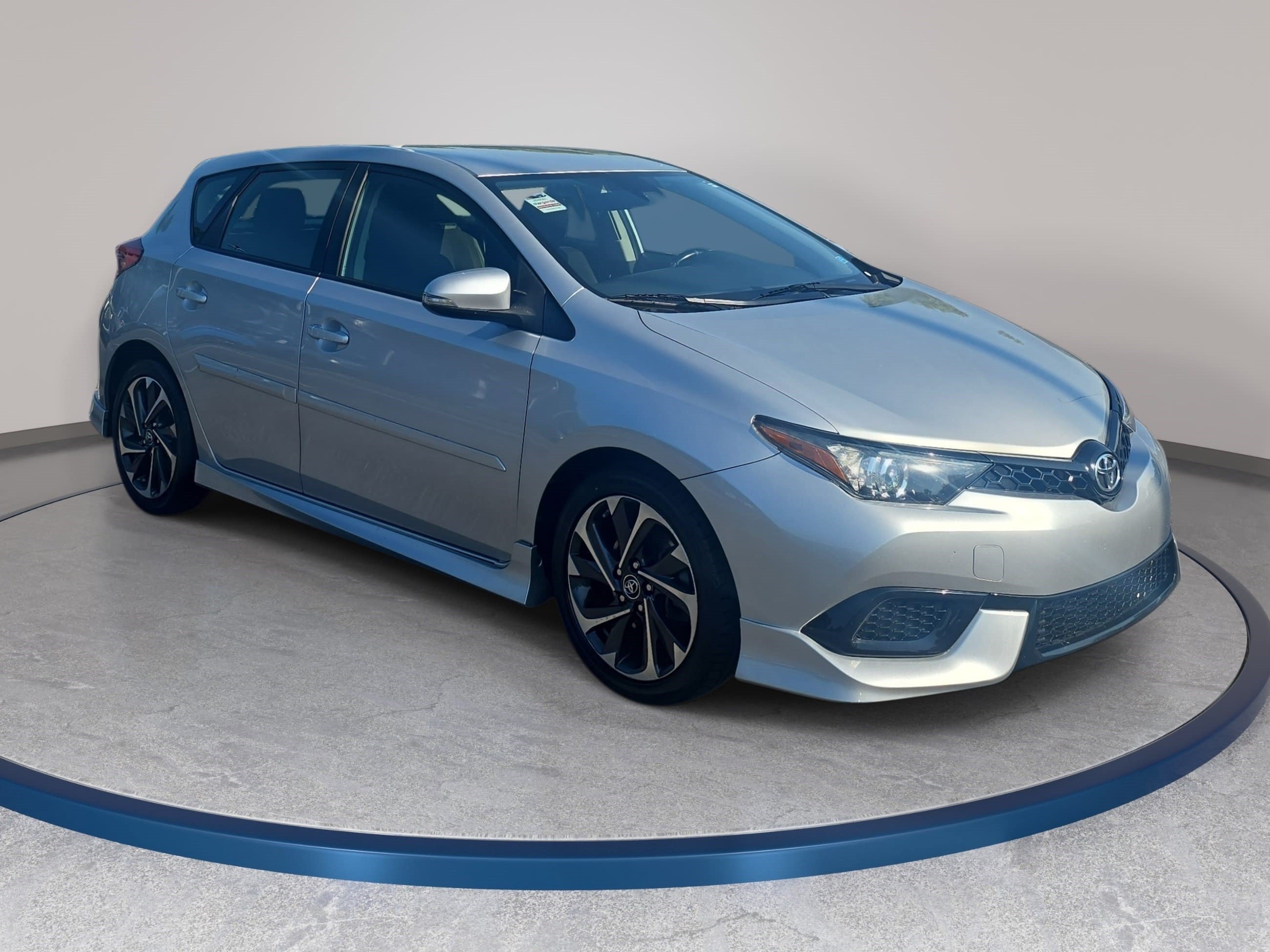 Used 2017 Toyota Corolla iM w/ Carpet Mat Package FWD image 3