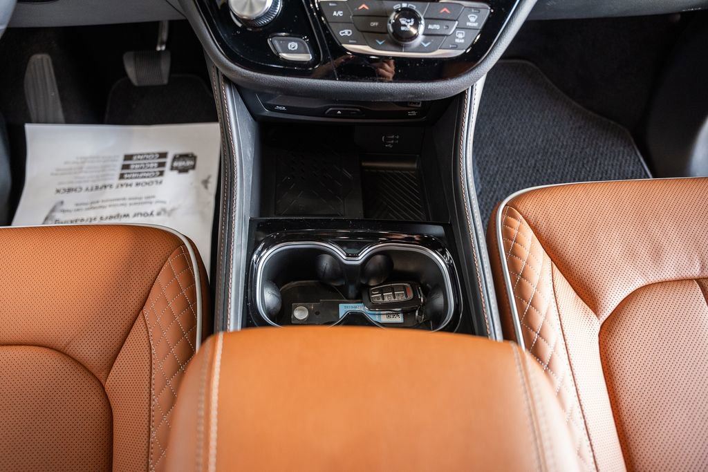 New 2026 Chrysler Pacifica Pinnacle image 25