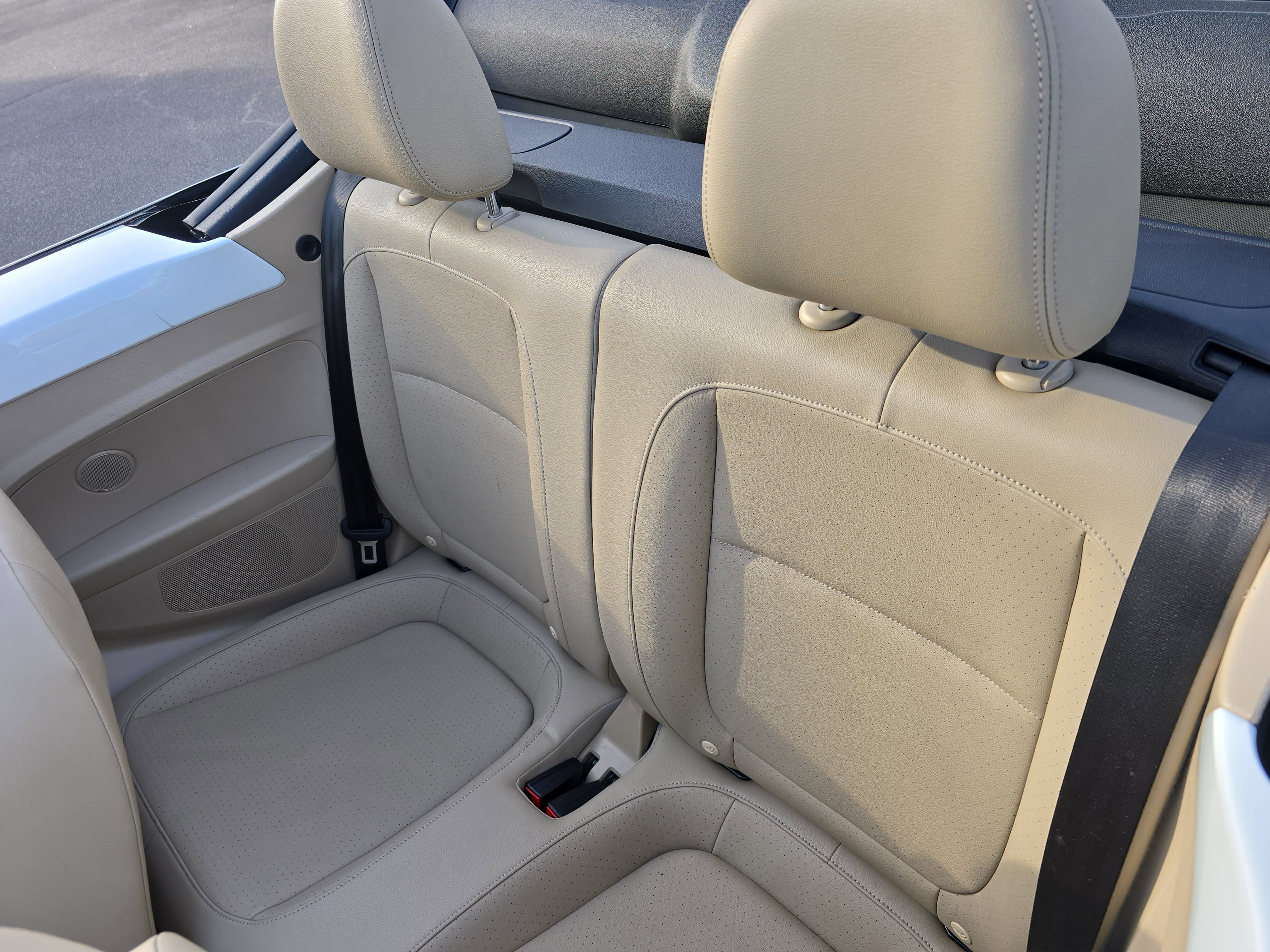 Used 2019 Volkswagen Beetle 2.0T S image 13